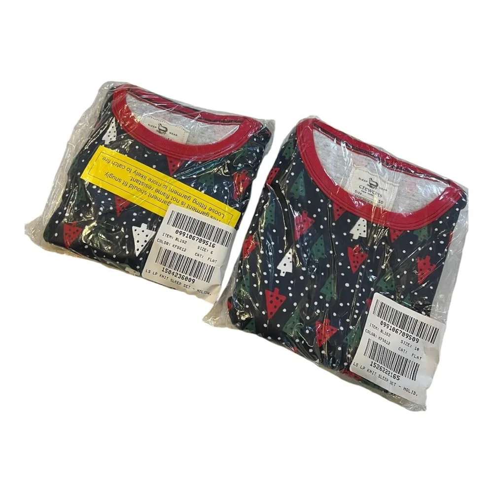 J.Crew X Crewcuts Boys Christmas Jammies Pajama Set Red Blue Christmas Trees NEW - Picture 4 of 16